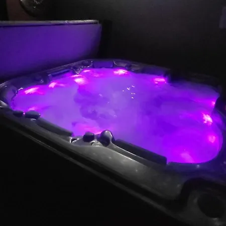 러브호텔 Bella Beauty Wellness